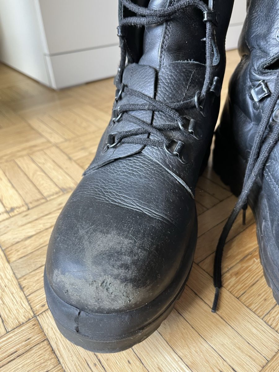 Schweizer Armee Scarpe da uomo: Schweizer Armee Militärstiefel Leder Gr. 280.  – Usato da Wohlen AG venduto da yev_q62x 5