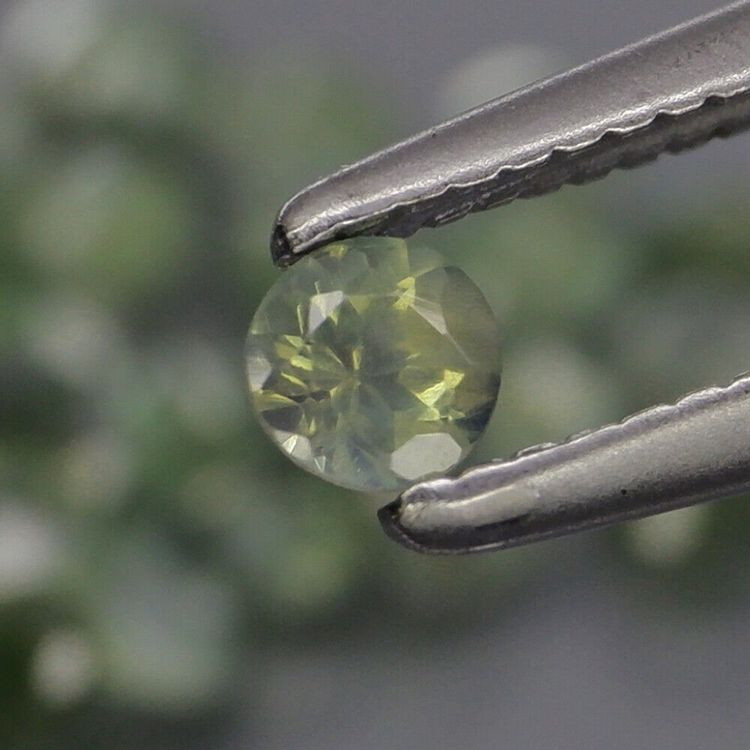 Edelstein Mit T