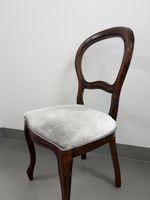 Antiker vintage Holzstuhl mit geschwungener Cabriole-Beinen