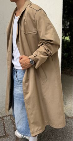 Trench coat 