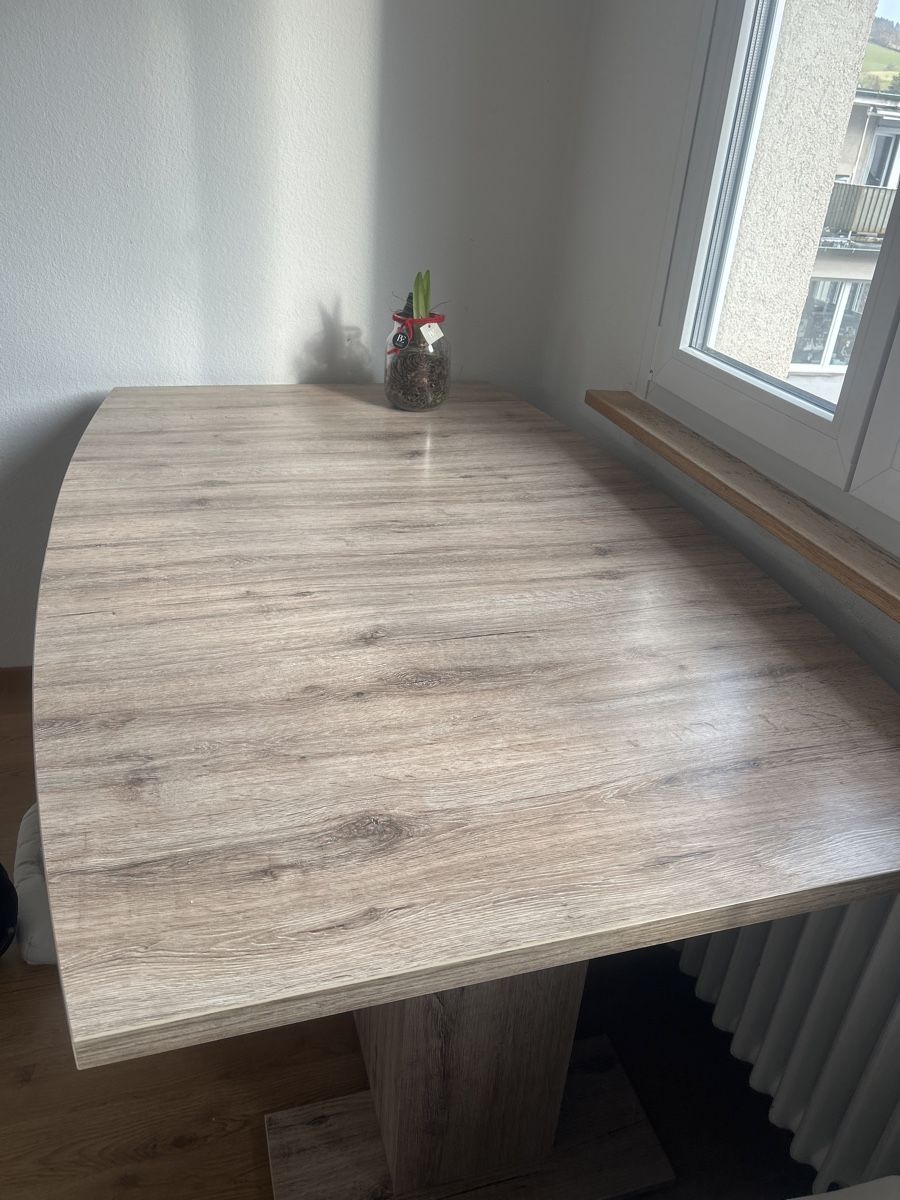 Tables: Tisch – D'occasion à Oberdorf BL par Luka02 1