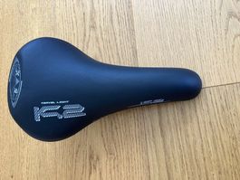 K2 Sattel neu unbenutzt