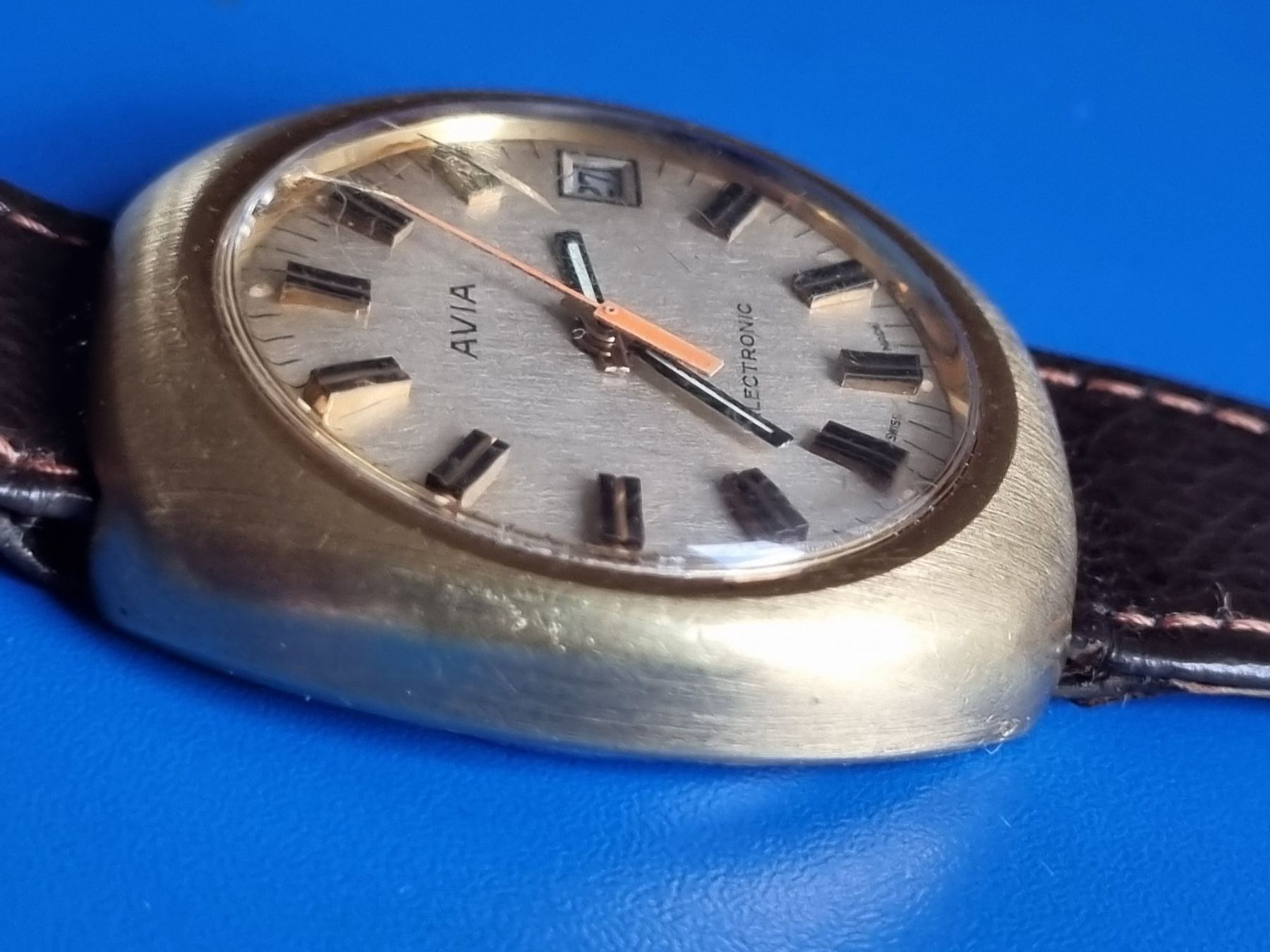 Avia Orologi: AVIA ELECTRONIC – Difettoso da Schaffhausen venduto da Leveron13 3