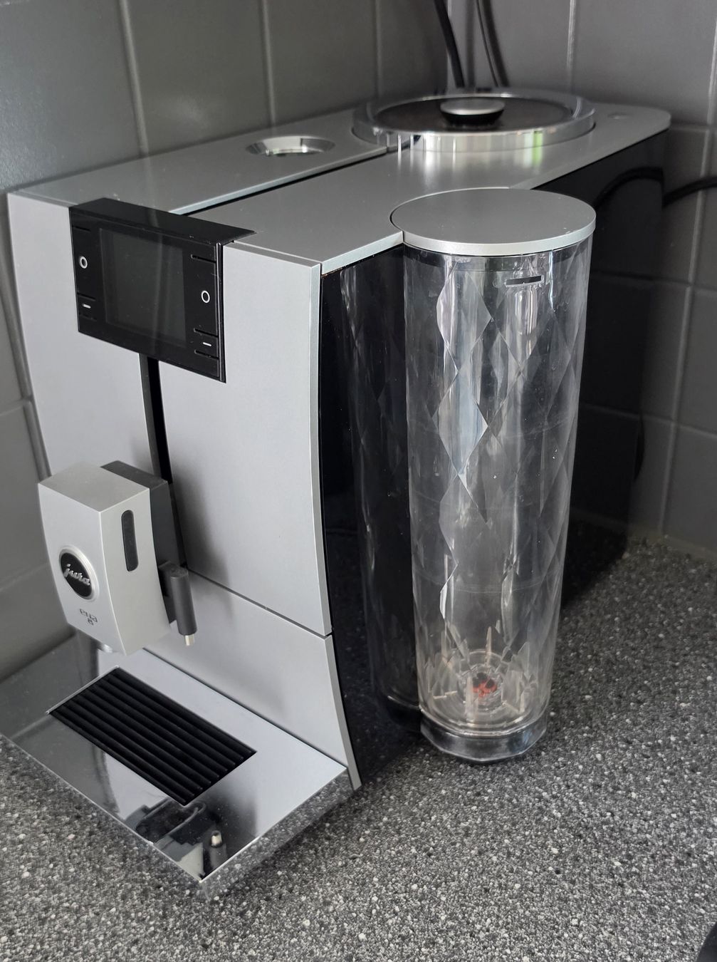 Jura Kaffeemaschinen & Espressomaschinen: jura ena 8 – Gebraucht aus Eschert von SoS_Tilt_and_Co 1