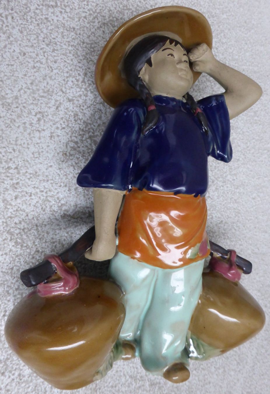 Sculture & Statue: ANTIKE MONGOLISCHE -WASSERTRÄGERIN,-21,5 SELADON--KERAMIK – Usato da Zürich venduto da tritonis 2