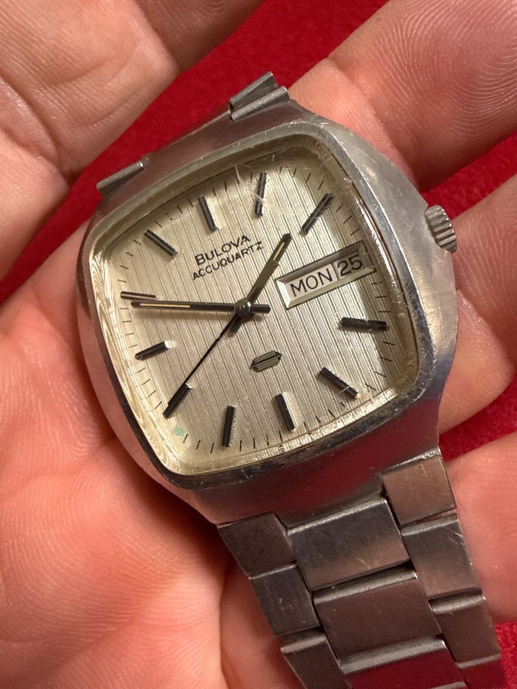 Bulova Orologi: Bulova Accuquarz 39 mm – Usato da Pfeffingen venduto da Allhandelklgwatches