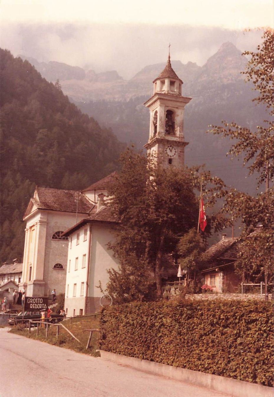 Ansichtskarten: Valle Verzasca 1981 foto  – Gebraucht aus Biasca von Blenio71