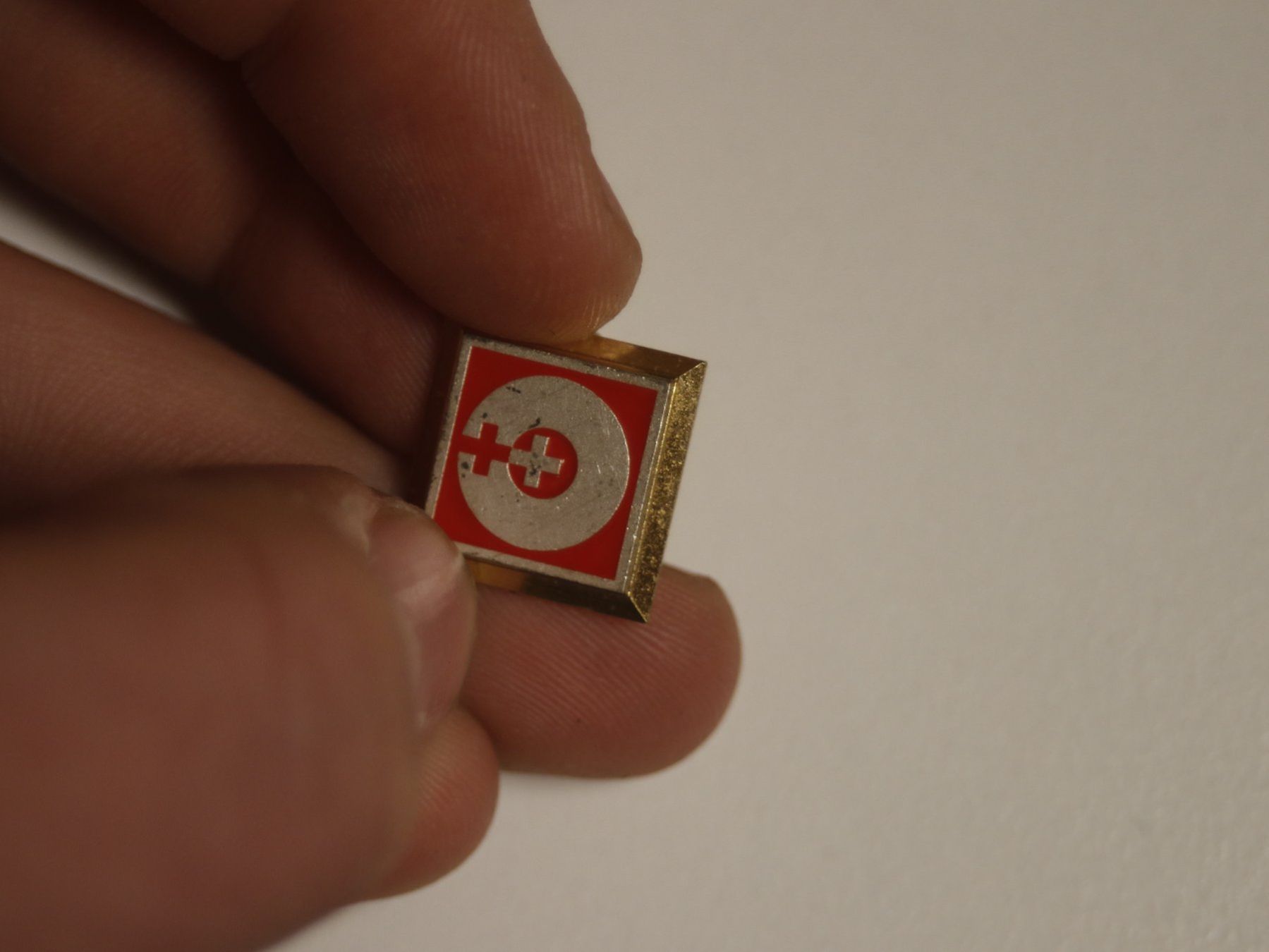 Placchette & Badge: Pin – Usato da Zofingen venduto da dodolino65 1