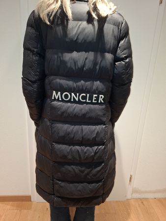 Daunenmantel Moncler