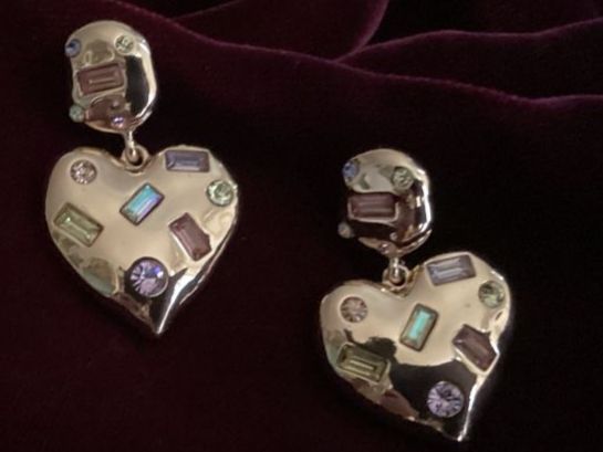 Boucles d'oreille: Boucles d’oreilles – D'occasion à fribourg par iris18 4