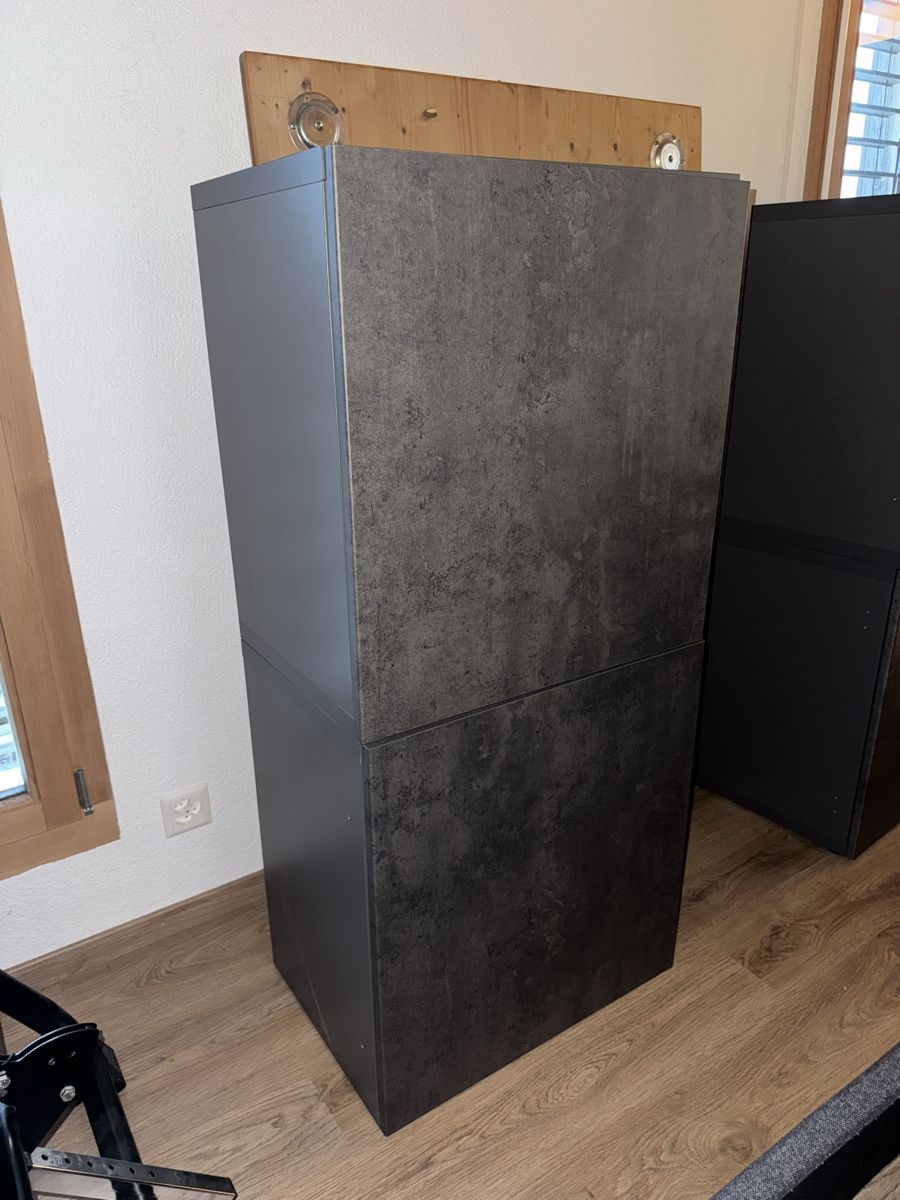 Ikea Scaffali: 2 IKEA BESTA, grau/marmor – Usato da Effretikon venduto da jas_92ls