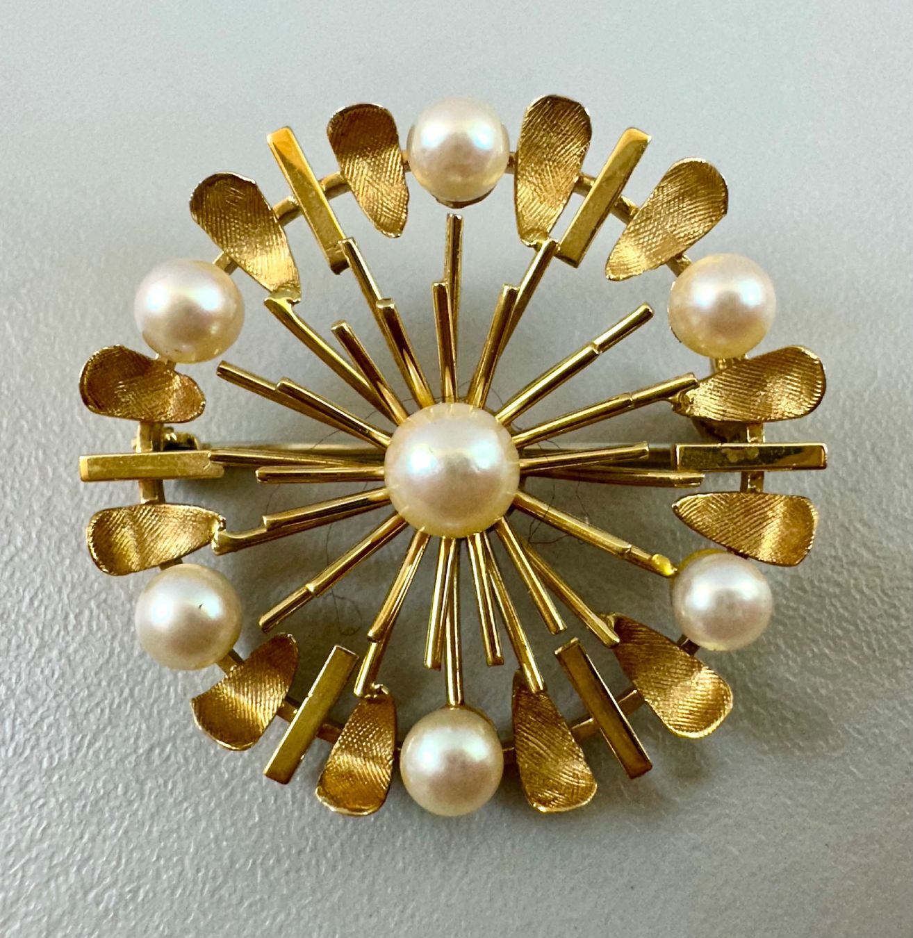 Broschen & Nadeln: ♦️ VINTAGE GOLDBROSCHE “PERLEN” 18K – Gebraucht aus Zürich von NIKI777 1