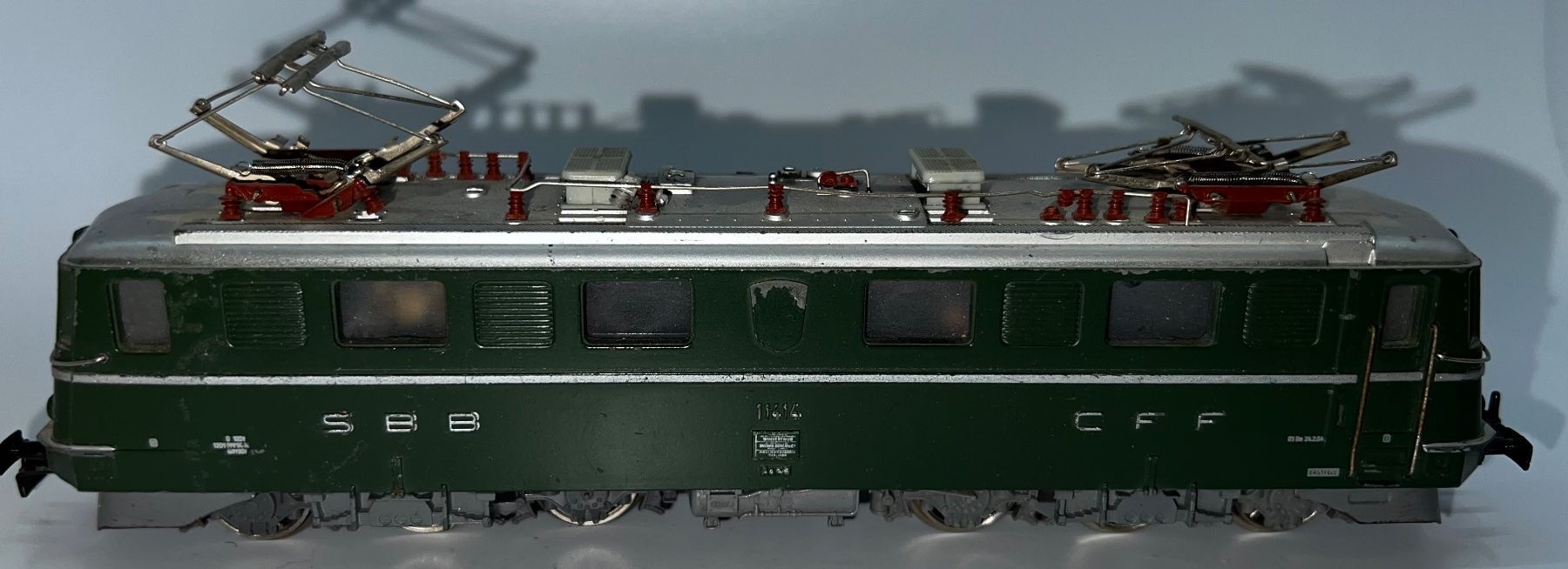 Märklin Modelleisenbahnen: Lok-Märklin Ae 6/6, H0 Wechselstrom – Gebraucht aus Basel von jonnyhaas