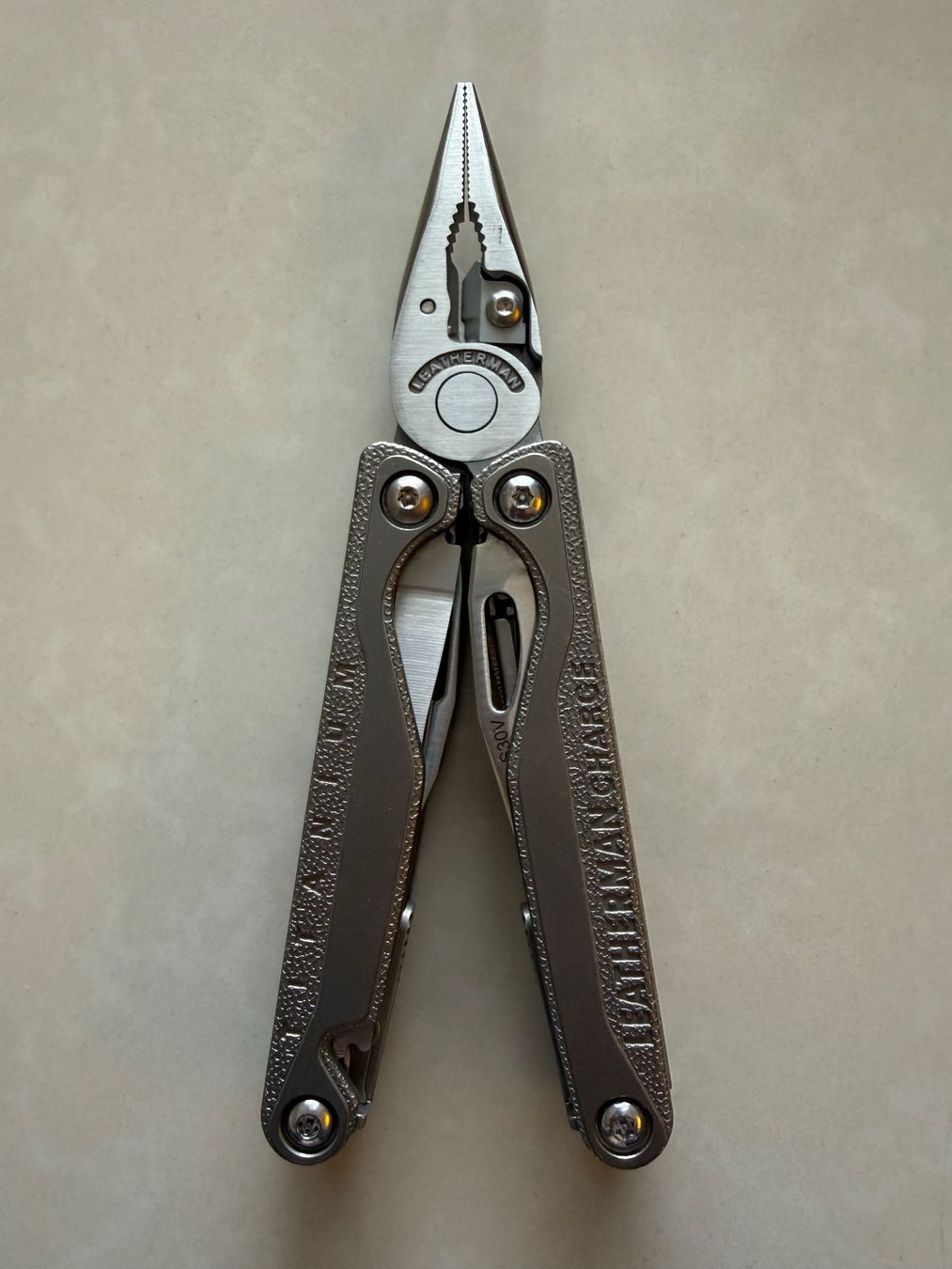 Leatherman Alle Werkzeuge: Leatherman Charge+ TTi Titanium – Neu (gemäss Beschreibung) aus Trimbach von Fily-90 4