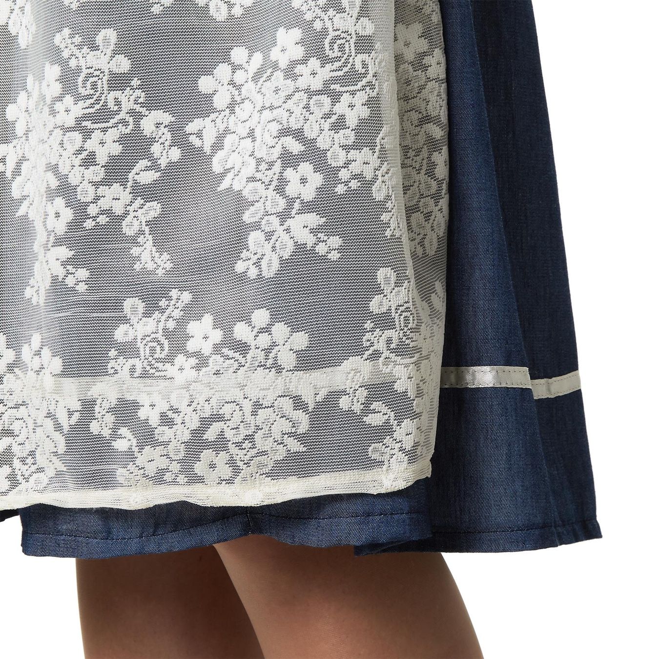 Kostüme: Midi-Dirndl Kleinwalsertal Modell 2  Größe L – Neu (gemäss Beschreibung) aus Murten von Roland.Kemmer.AG 9