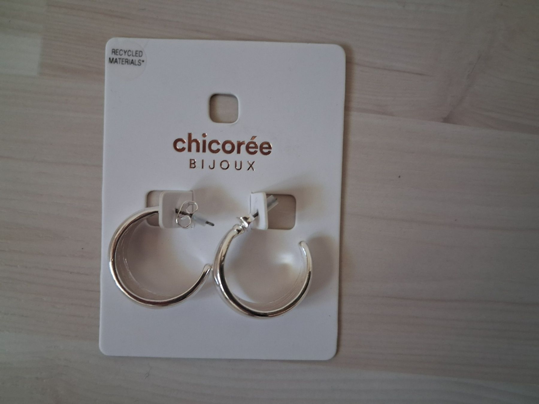 Ohrringe & -stecker: OHRRINGE CHICOREE – Neu und originalverpackt aus langnau von Santos1411