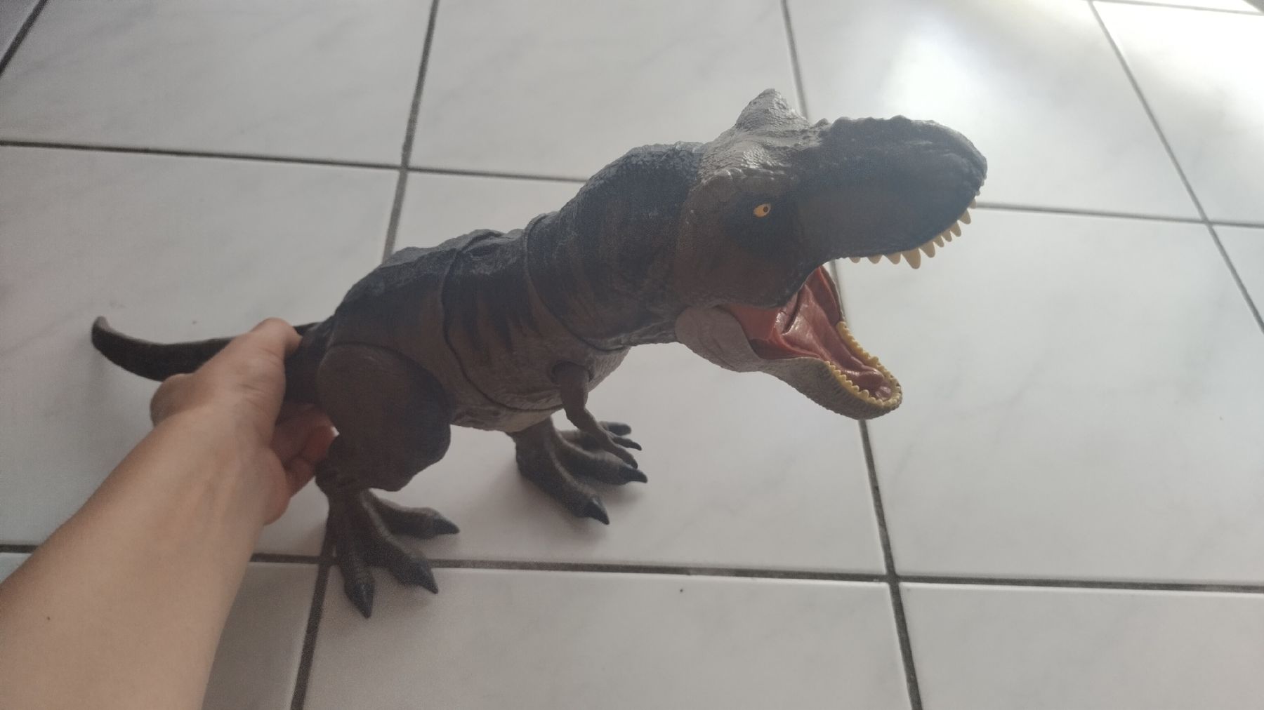 Mattel Spiele: T-Rex giocattolo Mattel 2022 – Gebraucht aus Arbedo von vin_g95r