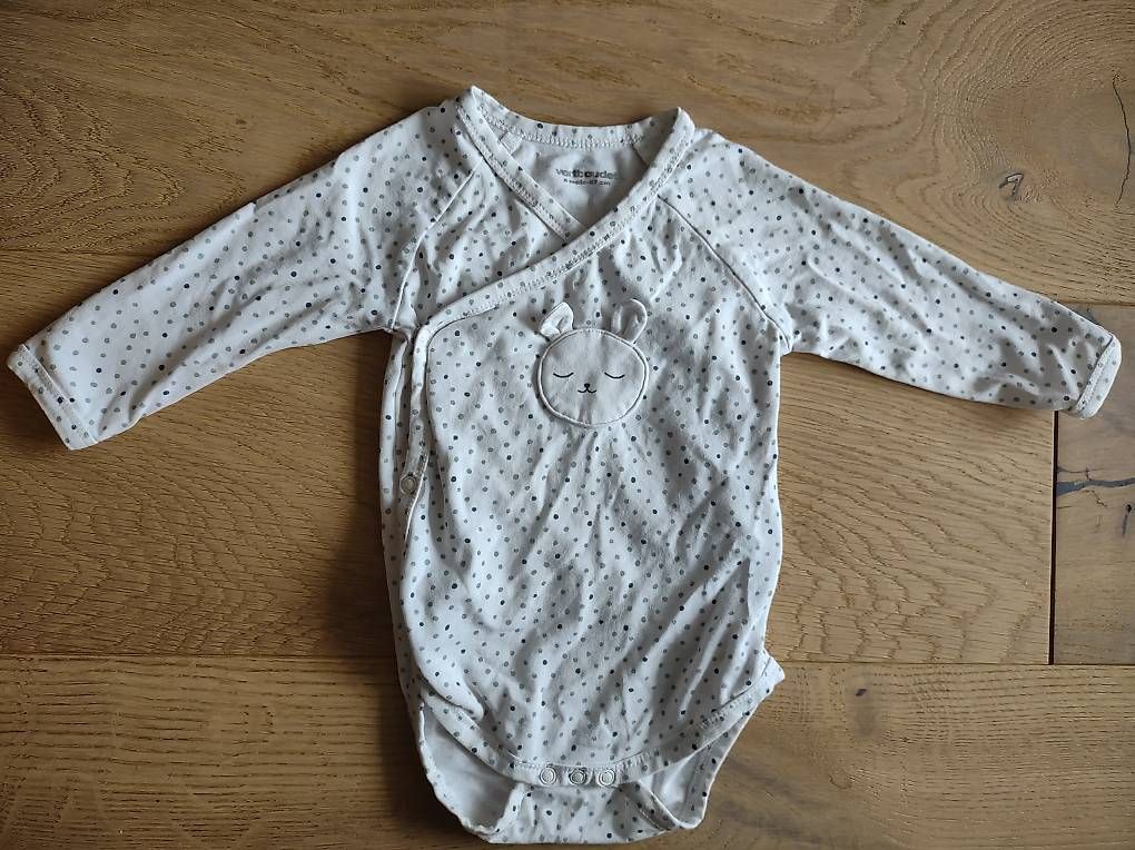 Kleiderpakete & -sets: Grün Kaninchen Set, Vertbaudet, Gr67 – Gebraucht aus Zürich von Tunguskah 1