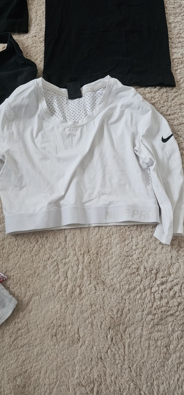 Lotti di vestiti: Sport-Shirts Set  Gr. S – Usato da Niedergösgen venduto da topol14 1
