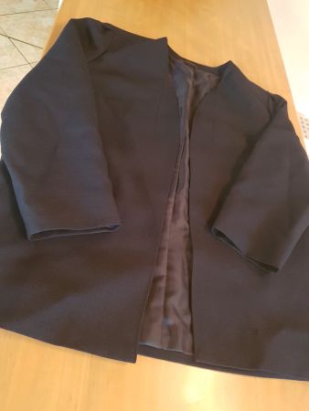 Veste légère bleue foncée taille 40