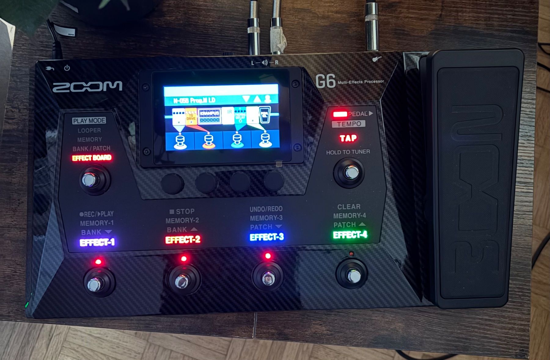 Zoom Verstärker: ZOOM G6 Guitar Multi-Effects Processor neu – Neu (gemäss Beschreibung) aus Sargans von AP7320