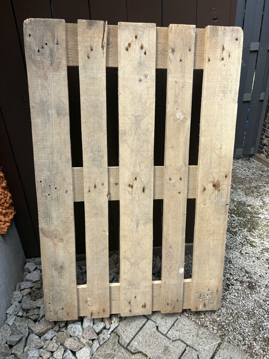 Articoli in legno: Europalette – Usato da Kaisten venduto da pandorastyl