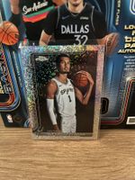 2025-26 Topps Chrome Update Victor Wembanyama Speckle Image