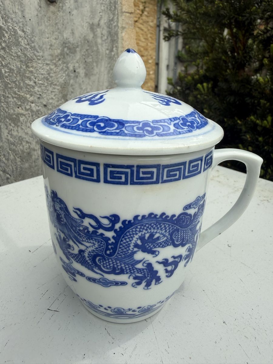 Tazze: Tasse mit Deckel – Usato da Chur venduto da pet_q7kd