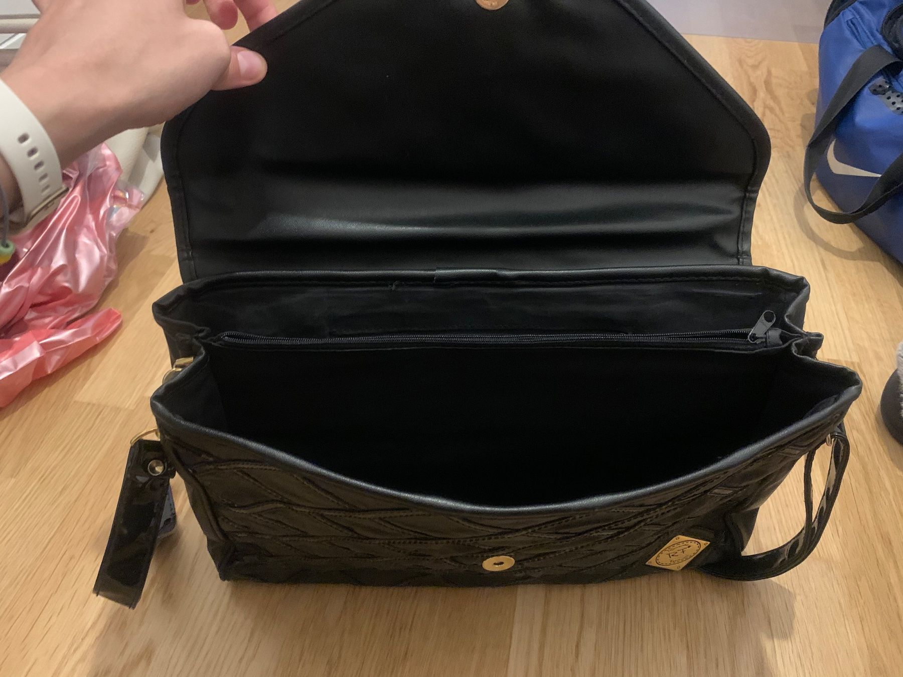 Borse da donna: Leder/Lack Handtasche – Usato da Bern venduto da Anna1235 1