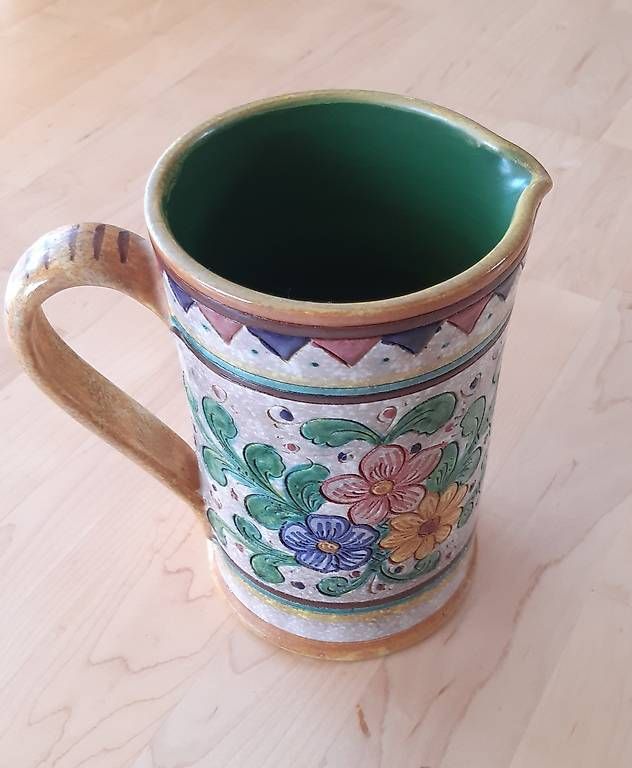 Caraffe: Alter Tonkrug mit Blumenmotiv – Usato da Schaan venduto da jud_59jg 1