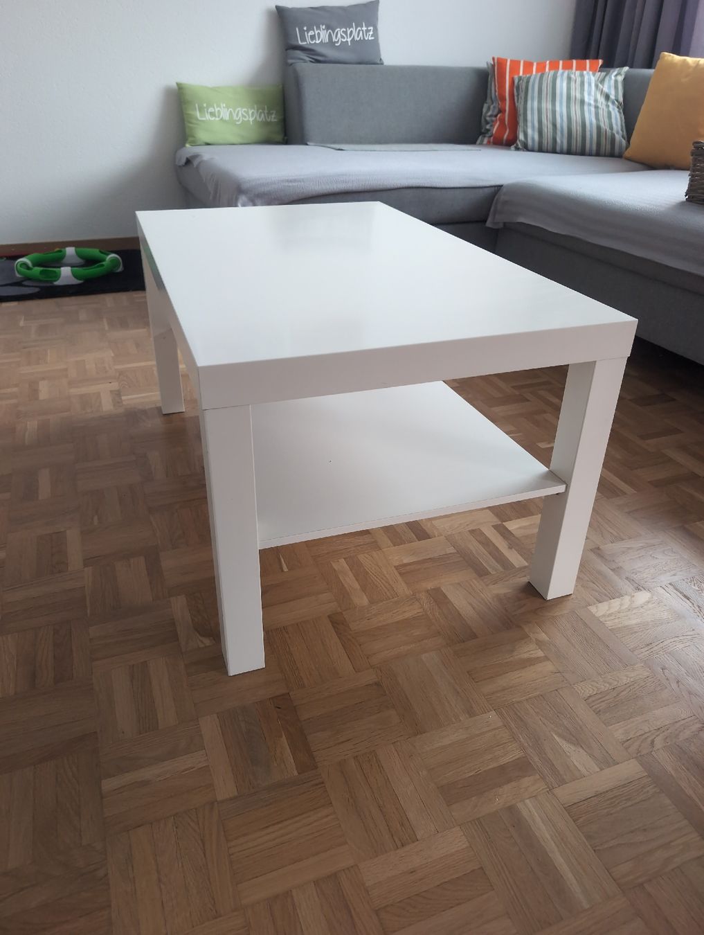 Tavoli: Couchtisch / Stubentisch weiss – Usato da Alberswil venduto da __colafroeschli__