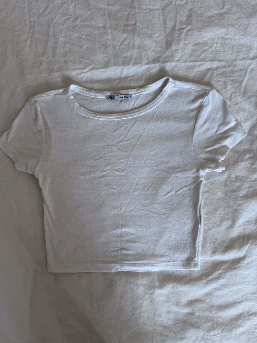 Zara Tops: ZARA cropped shirt  – Neuf (Voir description) à Buonas par mej_6s67