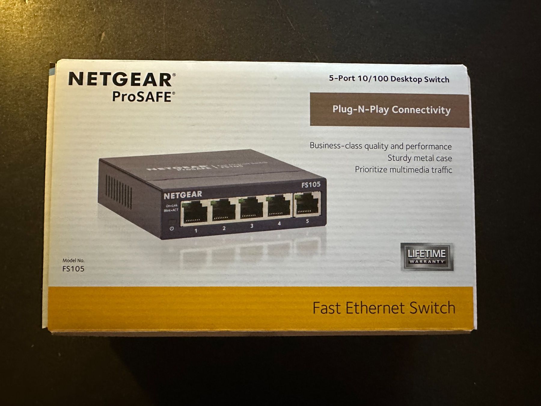 Netgear Hub & Switch: Netgear Prosafe FS105 – Usato da Corserey venduto da Albooster