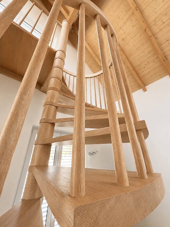 Scale: Hochwertige Holzwendeltreppe aus  Eiche – Usato da Mauren venduto da lordquake 2