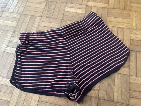 COS Highwaist Shorts Gr. XS 100% Baumwolle Vintage