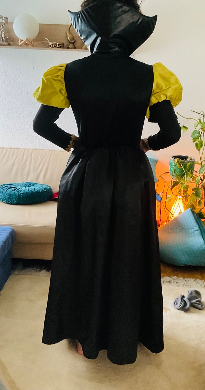 Costumes: Sublime robe de princesse baroque / médiévale - Taille M - ✨ – Neuf (Voir description) à Genève par Mazelyne 9
