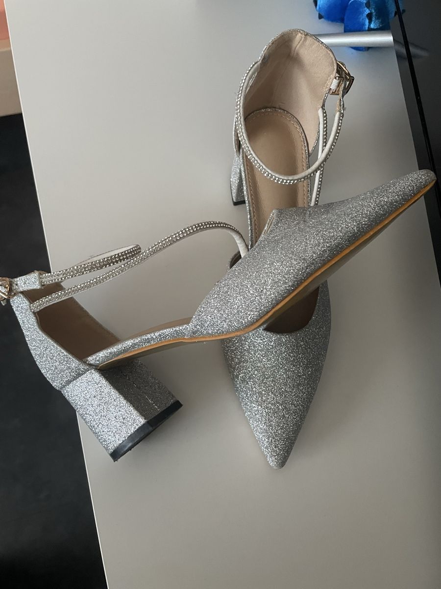 Scarpe da donna: Schuhe – Nuovo (secondo la descrizione) da Gossau ZH venduto da Lavinia07 1