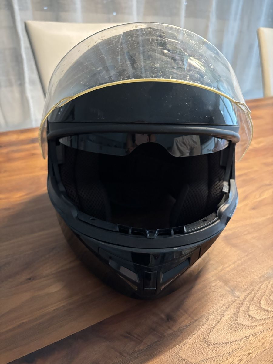 Casques & visières: Motorradhelm – D'occasion à Lausen par Eskimo2002 1