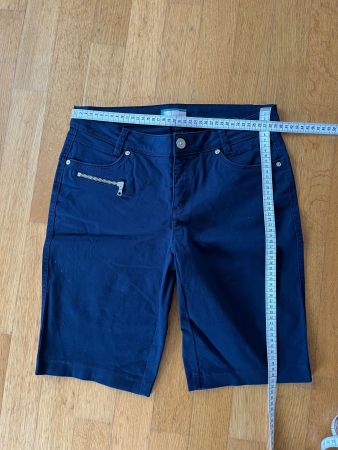 Dunkelblaue Sommer-Bermudas, Gr. 38, Top Zustand!