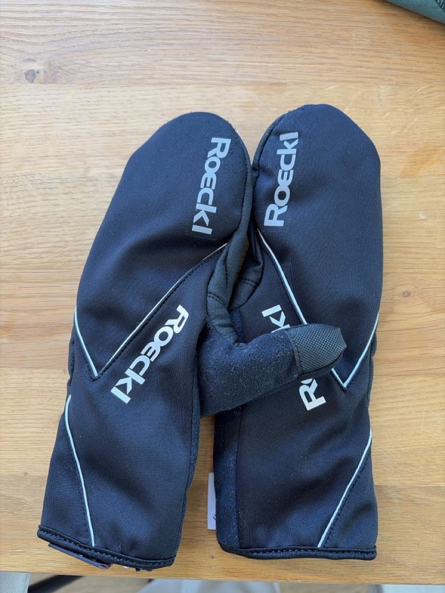 Roeckl Guanti & manicotti: Roeckl Gore-Tex Fausthandschuhe Schwarz – Usato da Pontresina venduto da Roxy1213