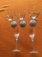 5 Weingläser Set mit grauem Stiel, guter Zustand