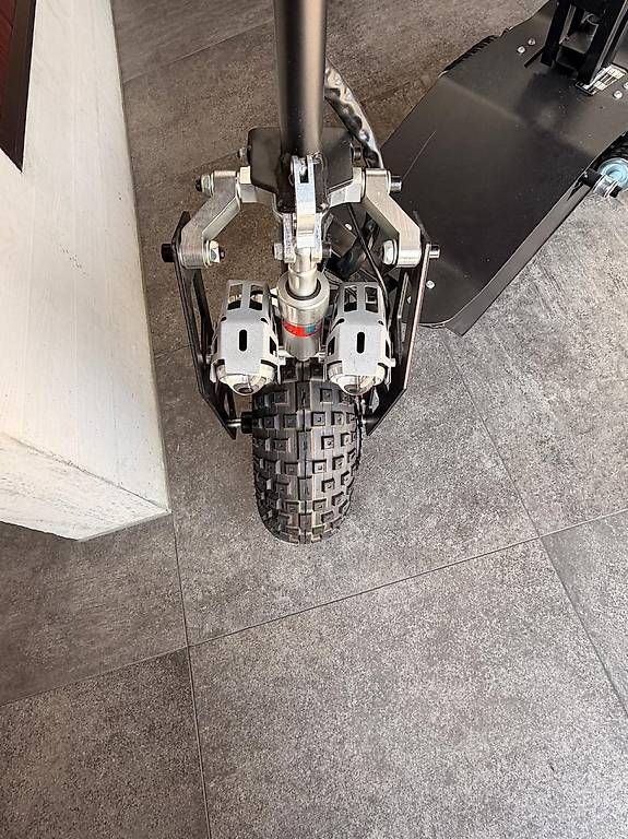 Altro: E-Scooter – Usato da Hofstetten SO venduto da Katharina_Nina_Nina 4