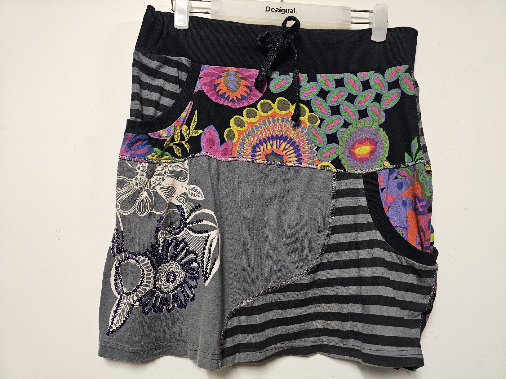Desigual Gonne: Jupe Desigual/Originale/Multicolore/Stylée/Coton/Taille:40 – Nuovo (secondo la descrizione) da Basel venduto da Paloma6261 9