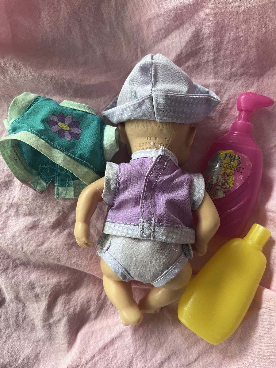 Bambole: Poupée bébé avec accessoires – Usato da Le Grand-Saconnex venduto da Koko.hime_ 1