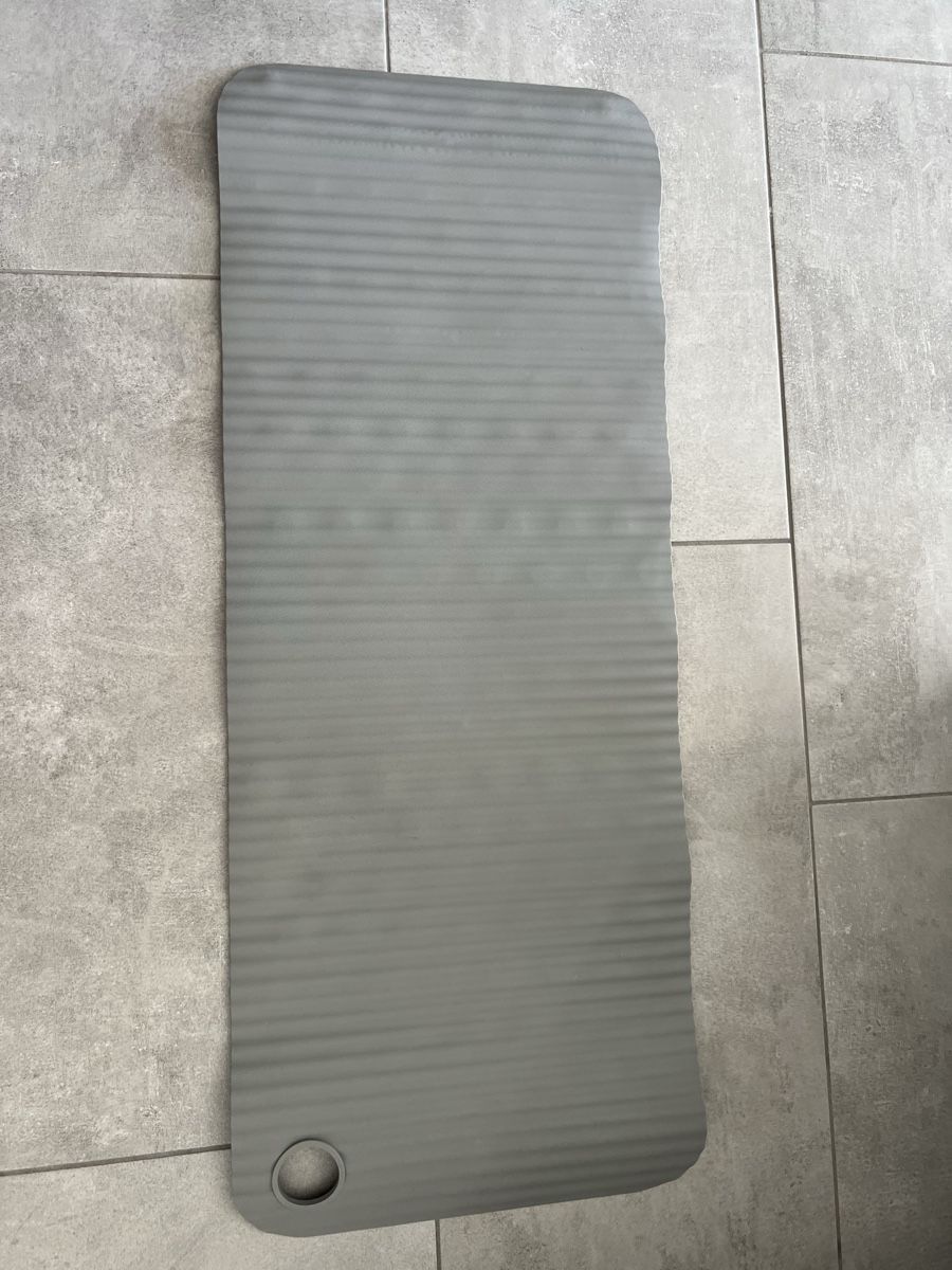 Tappeti: Tapis de bain antidérapant IKEA VALVLINIA gris – Nuovo e nell'imballaggio originale da Nyon venduto da Todtk