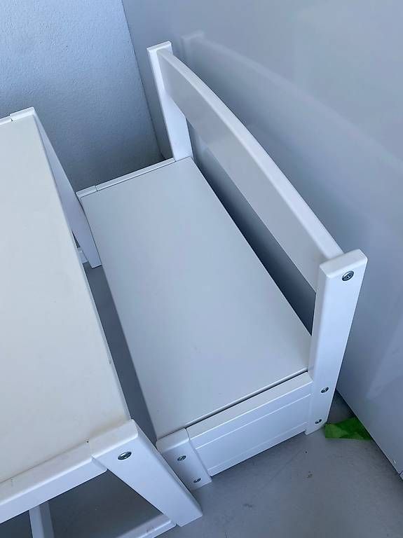 Set di tavolo e panche: Tavolino per bambini Pfister  – Usato da Tenero venduto da pet_w2hl 3