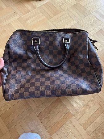 Louis Vuitton speedy