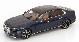BMW i7 2022 DUNKELBLAU MET 1:18 MINICHAMPS