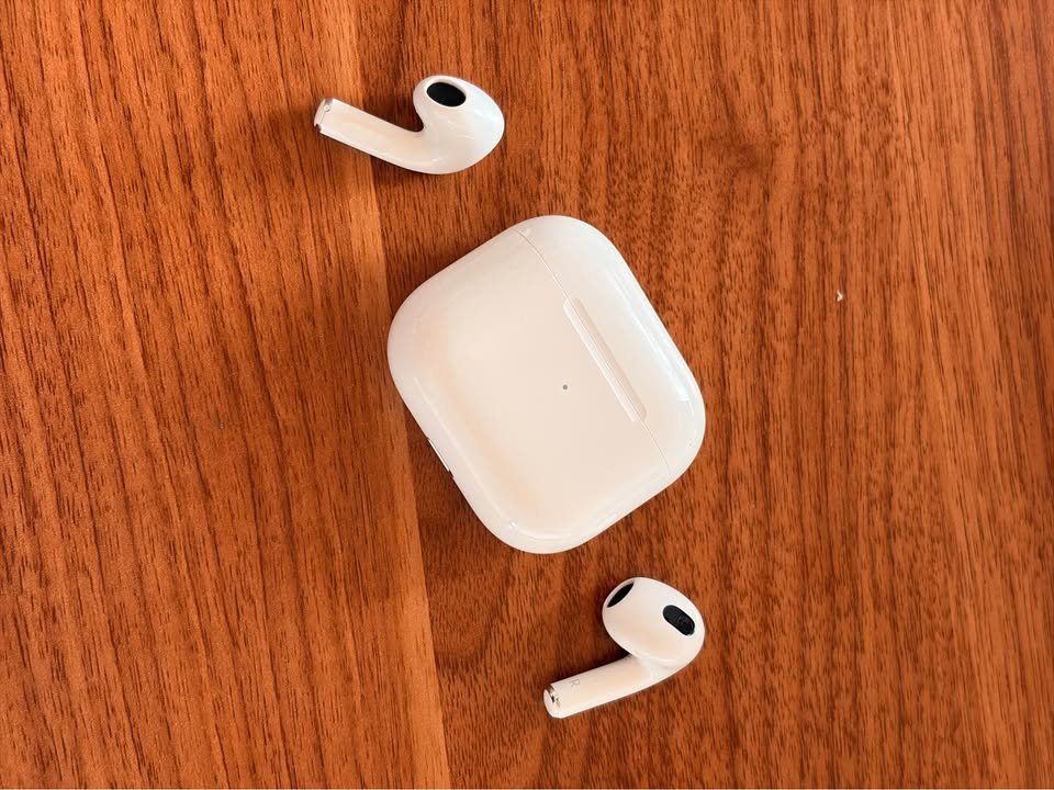 Apple Kopfhörer: Apple AirPods (3rd generation) – Gebraucht aus Oberschrot von sentinel.88 1