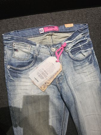 Jeans Neu